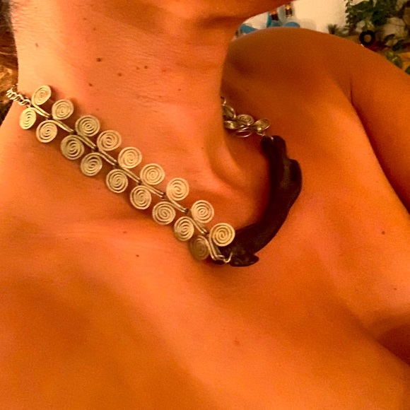 Silver statement, with brown wood - Picture 2 of 4